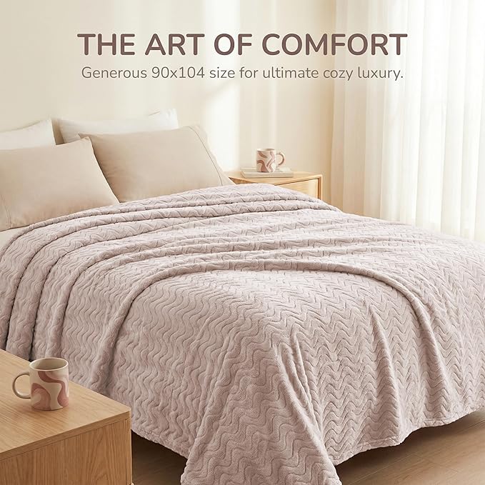 Exclusivo Mezcla Twin Blanket for Bed, Cozy Lightweight Fleece Blankets for All Season, Decorative Giftable Fuzzy Plush Wave Textured Suitable for Women, Men, Camel, 90x66 Inches