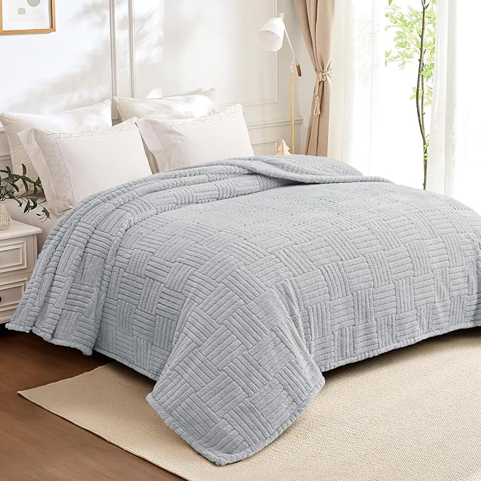 Whale Flotilla Lightweight Fleece King Size Blanket for Bed, Fuzzy Soft Blankets with Decorative Jacquard Pattern for All Season, Warm and Fluffy, 90x104 Inch, Light Grey