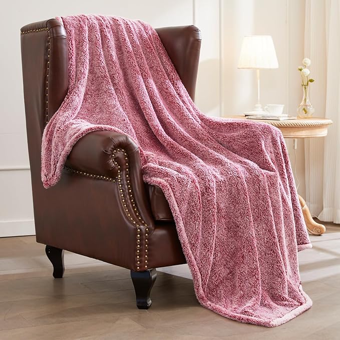 Exclusivo Mezcla Plush Fuzzy Fleece Bed Blanket King Size, Super Soft, Fluffy and Warm Blankets for Couch, Bed, All Season (Mixed Deep Red, 90x104 inches)