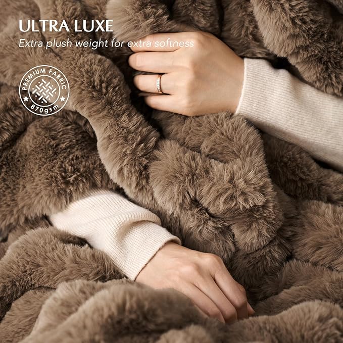 EverGrace Ultra Soft Luxury Fluffy Faux Rabbit Fur Throw Blanket, Thick Warm Bubble Throw for Bed, Cozy Plush Reversible Blankets for Couch, Chair, Sofa, Natural Tan, 60x80 Inches