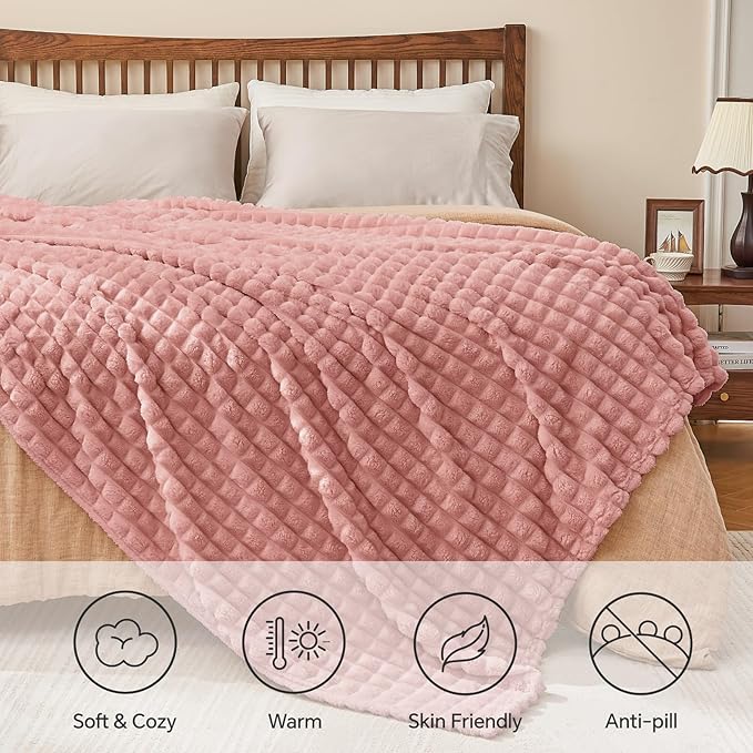 BEDELITE Dusty Pink Throw Blanket Twin Size for Bed- Super Soft and Warm 3D Checkered Fluffy Fuzzy Fleece Blanket, Luxurious Plush Cozy Blanket for Room Decor Fall and Winter, 60x80 inches