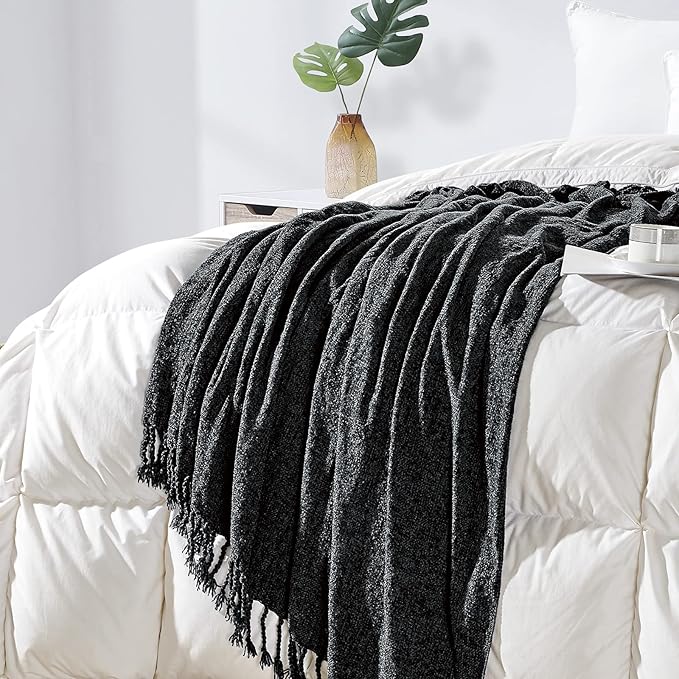 BOURINA Chenille Fluffy Throw Blanket with Decorative Fringe for Couch Cover Sofa Chair Blanket（50×60 Inches） Black