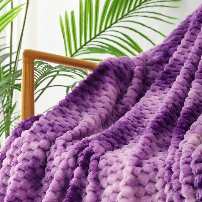 Exclusivo Mezcla Fleece Queen Blanket for Bed, Extra Large Fuzzy Tie-dye Purple Bed Blankets, Soft Cozy Plush Sofa Throws for All Seasons, 90x90 Inches