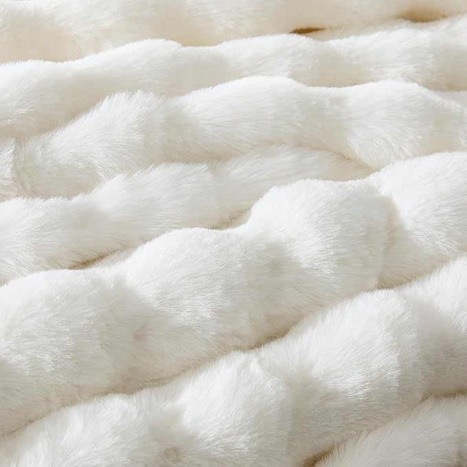 WDCOZY Luxury Ivory Bubble Throw Blanket, Cream White Faux Fur Mink Plush Throw for Couch, Sofa and Bed, Soft Fluffy Fuzzy Furry Cozy Blanket, Thick and Warm, 60x80 inches