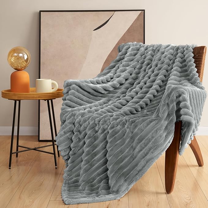 Soft Grey Throw Blanket for Couch - 300GSM Cozy Fleece Blanket for Men Women, Fluffy Lightweight Bed Blankets Throws Birthday Gifts for Her Him, Spring Home Room Decor, Grey, 50x60 Inches