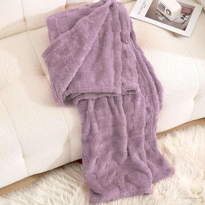 Light Purple Fleece Throw Blanket 60”×80” for Couch Sofa Bed,Super Soft Cozy Plush Microfiber Flannel Blanket with 3D Checkered Design Lightweight for Adults,Woman,Girls