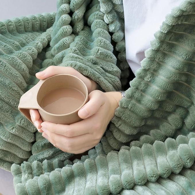 MIULEE Fleece Bed Blanket King Size 90"x108" 300GSM Super Soft Lightweight Plush 3D Striped Jacquard Blanket, Sage Green Warm Cozy Breathable Ribbed Blankets for Couch Sofa