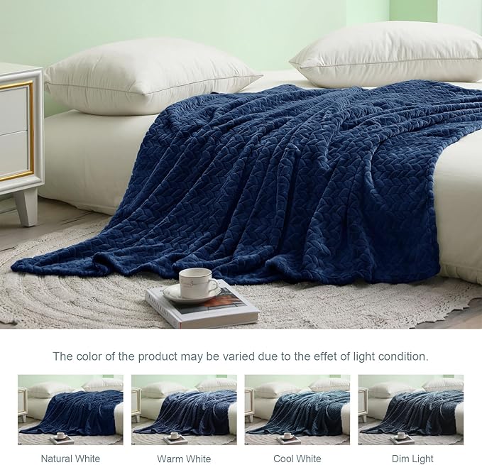 Exclusivo Mezcla Fleece Twin Size Blanket for Bed, 60x80 Inches Soft Cozy Jacquard Flannel Blankets, Lightweight Fuzzy Plush Warm for Women, Navy Blue