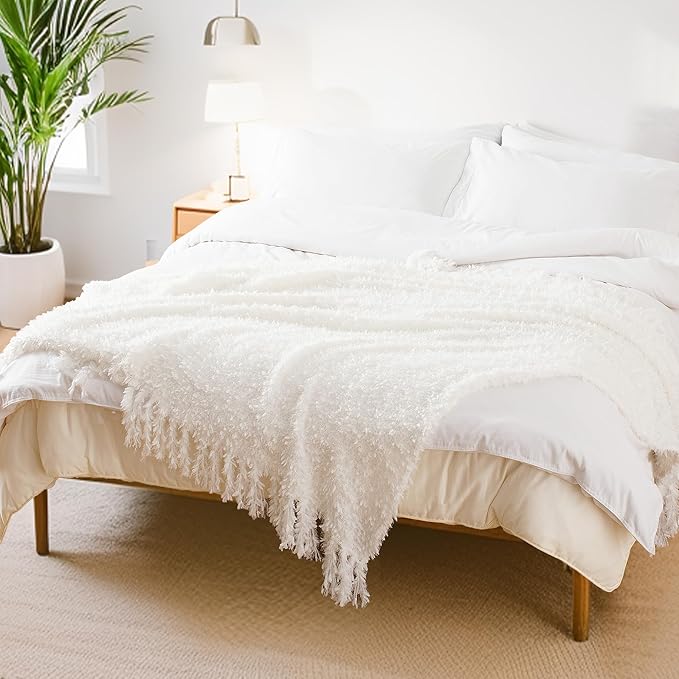 Winter Knit Throw Blanket Fluffy Fuzzy Soft Lightweight Cozy Farmhouse Tassels Chunky Knitted Throws for Couch Sofa Bed (White, 50"x60")