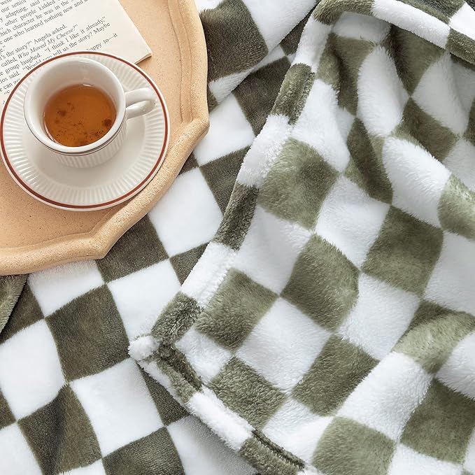 LOMAO Throw Blankets Flannel Blanket with Checkerboard Grid Pattern Soft Throw Blanket for Couch, Bed, Sofa Luxurious Warm and Cozy for All Seasons (Dark Olive, 40"x60")