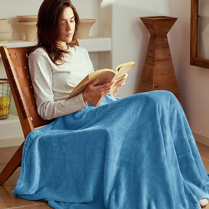 Exclusivo Mezcla Fleece Throw XL Blanket for Couch, Sofa, Super Soft and Warm Washed Blue Blankets, All Season, Cozy, Plush, Lightweight, 50x70 Inches