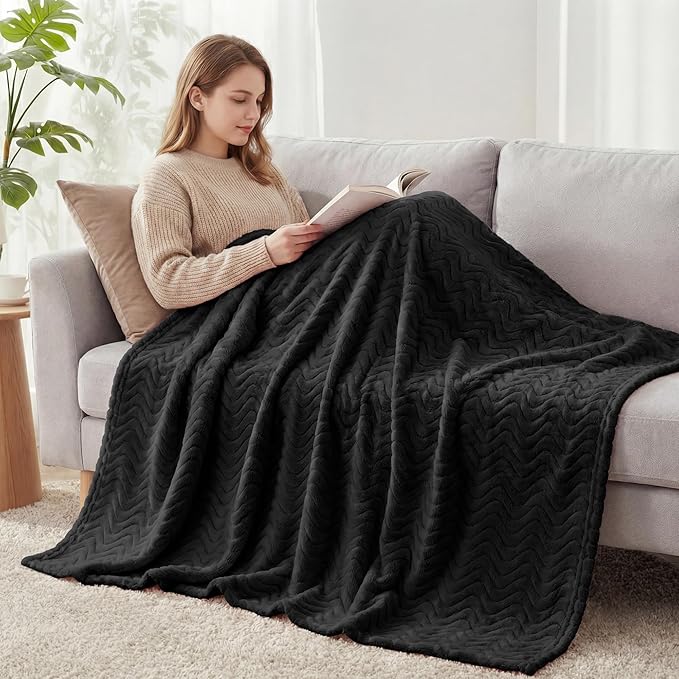 Exclusivo Mezcla Queen Blanket for Bed, Cozy Lightweight Fleece Blankets for All Season, Decorative Giftable Fuzzy Plush Wave Textured Suitable for Women, Men, Black, 90x90 Inches