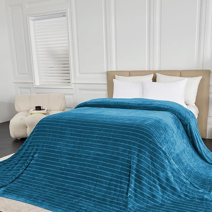 Extra Large 120x138 Inch Giant Soft Cozy Fleece Blanket, Huge Oversized Seamless King 3D Jacquard Decorative California King Blanket for Bed, Couch, Travel - Striped Teal