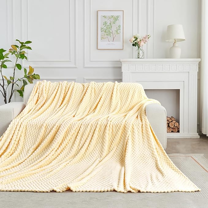 FY FIBER HOUSE Oversized King Blanket 120" x120" Seamless Extra Large Bed Blanket 10' x 10' Super Soft Plush Fuzzy Huge Blankets for Couch Office Sofa, Light Yellow