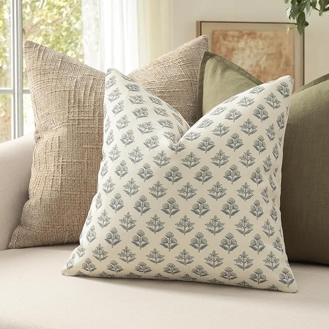 YCOLL Farmhouse Floral Print Throw Pillow Covers 18x18 Set of 2, Rustic Decorative Cushion Covers for Sofa Couch Bed Living Room, Vintage Floral Patterned Cottage Home Decor, Warm Gray