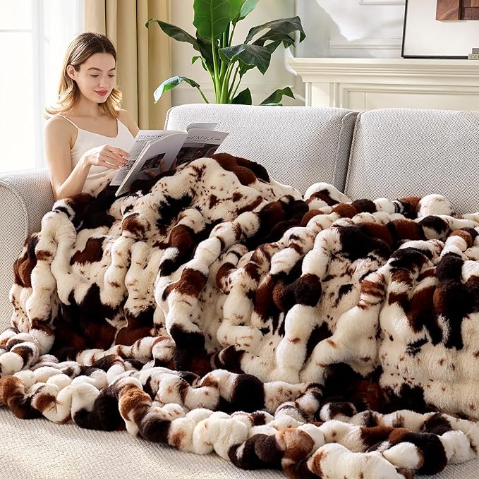 Faux Fur Throw Blanket, 1000GSM Fluffy Soft Bubble Blanket for Couch Bed, Cozy Plush Warm and Thick Blanket, Fuzzy Rabbit Throw for Living Room Bedroom 50''*60'' Cow Brown