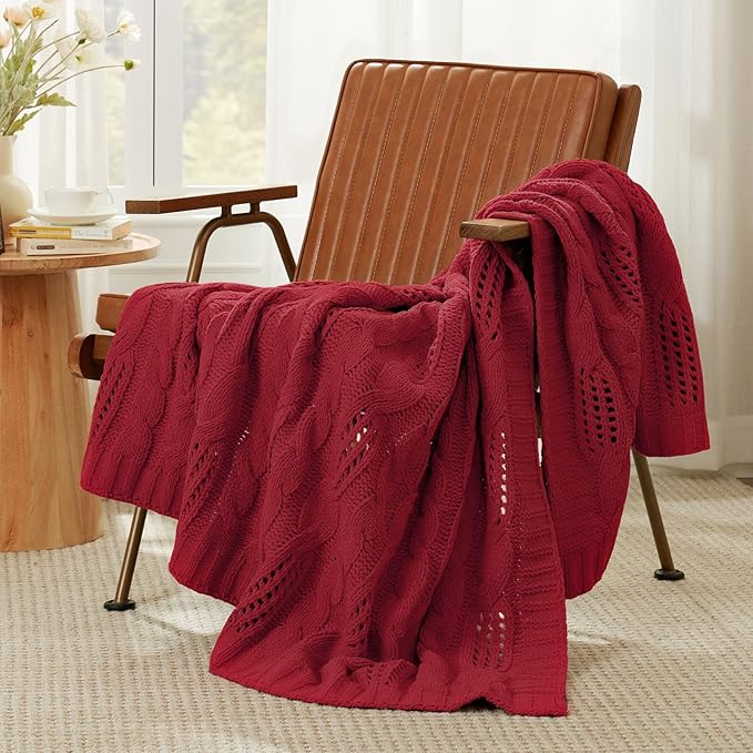 Amélie Home Chunky Knit Throw Blanket, Reversible Soft Chenille Breathable Cable Knitted Blanket for Couch and Sofa, Farmhouse Decorative Throw for Chair, 50"x60", Christmas Red
