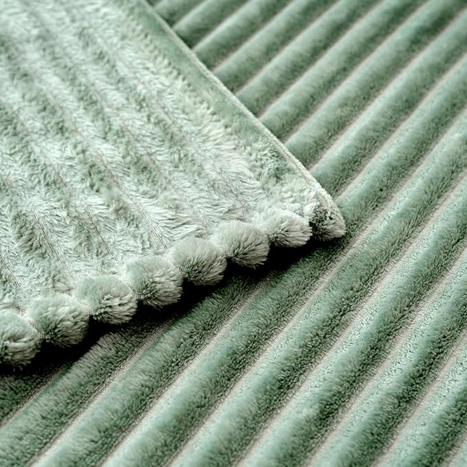 MIULEE Fleece Bed Blanket King Size 90"x108" 300GSM Super Soft Lightweight Plush 3D Striped Jacquard Blanket, Sage Green Warm Cozy Breathable Ribbed Blankets for Couch Sofa