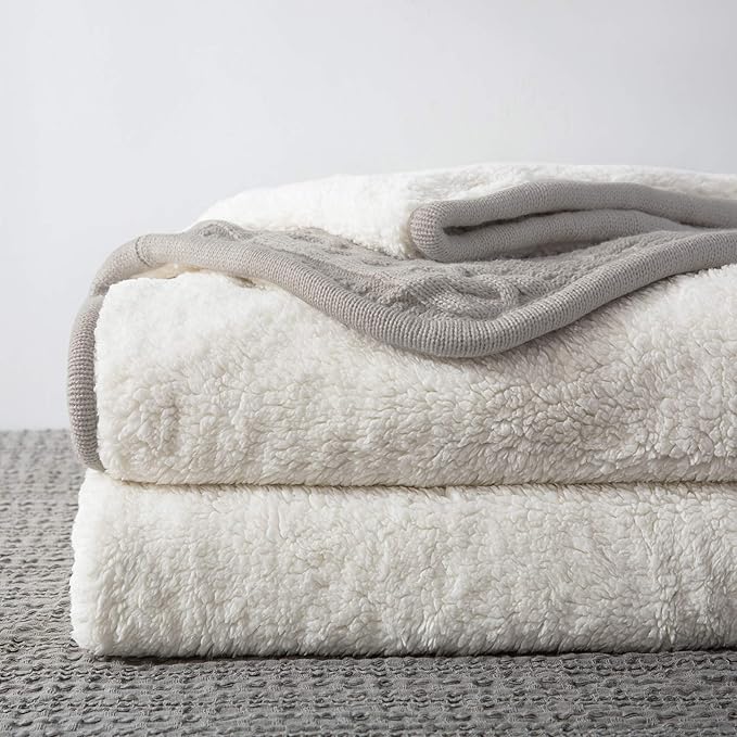 Longhui bedding Acrylic Cable Knit Sherpa Throw Blanket - Thick, Soft, Big, Cozy Light Grey Knitted Fleece Blankets for Couch, Sofa, Bed - Large 60 x 80 Inches Gray Coverlet All Season