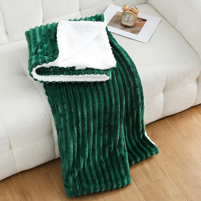 Green Sherpa Fleece Throw Blanket 50”×60” for Couch Sofa Bed,Double Side Soft Fuzzy Cozy Plush Thick Flannel Blanket with Striped Design Gift for Adults,Woman,Girls