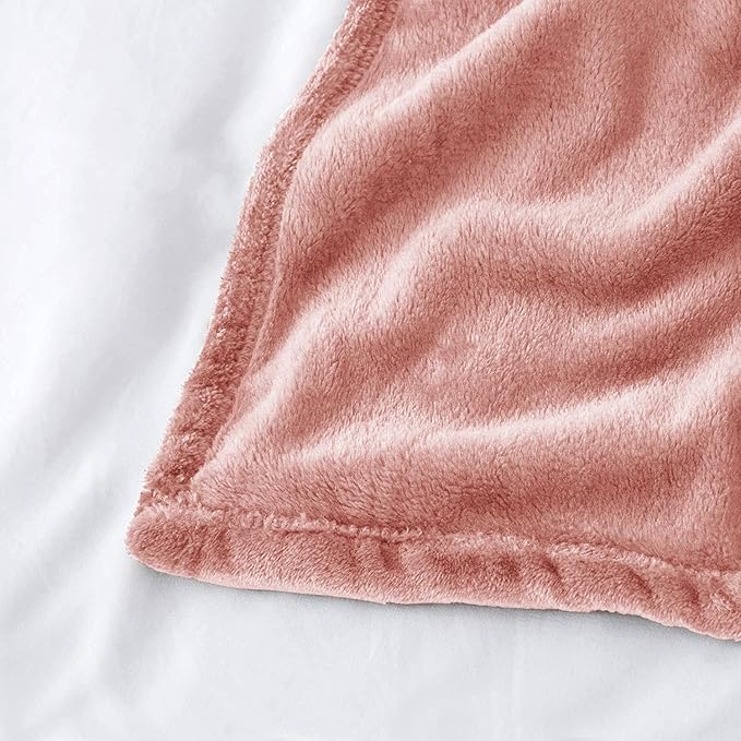 MOONLIGHT20015 Fleece Blanket Twin Size - Super Soft Cool Fuzzy Baby Pink Throw Blanket for Couch and Sofa - Lightweight Luxury 400 GSM Microfiber Fluffy Bed Blankets and Throws, 60 x 80 Inches (Twin)