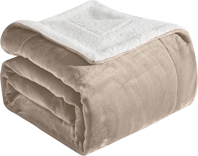 Elegant Comfort Ultra Soft Reversible Flannel Sherpa Blanket - Cozy Silky Fleece Throw for Couch, Bed - Plush Fuzzy Warm Winter Blanket for Gift, King, Cream