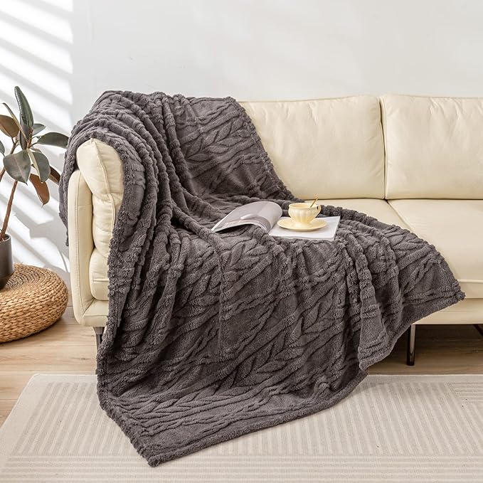 YUSOKI Sherpa Large Throw Blanket Single Layer,Light Weight(1.7lb),370GMS-3D Stylish Design for Gift Home Decor (Morel,50"x65")