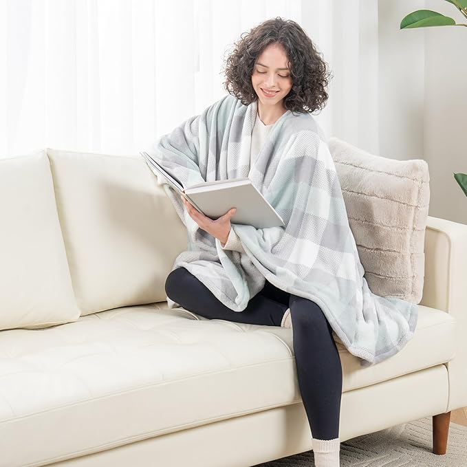 Berkshire Blanket PrimaLush™ Double-Sided Wearable Blanket with Pockets – Ultra Soft Fleece Shawl Wrap for Adults & Teens (One Size, 58" x 64")