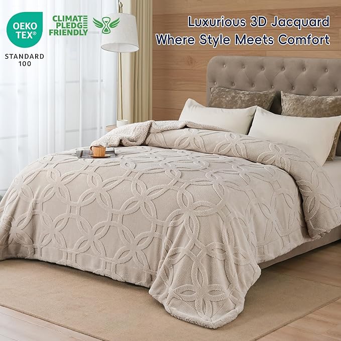 PHF Soft Sherpa Fleece Blanket Queen Size for Bed, 510GSM Fleece Lightweight Yet Warm Blanket, No Shed No Pilling, 90" x 90", Tufted Jacquard Cozy Thick Bed Throw for Home Decor Gift, Oak