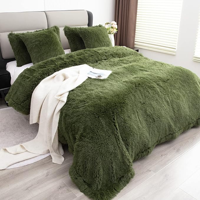 YUSOKI Faux Fur Queen Blanket(Olive Green,90" x 90"),Whithout Pillows,Winter Lightweight Plush Fuzzy Soft Cozy Microfiber Comfy Bed Blanket for Women Kids Girls Couch Sofa Washable