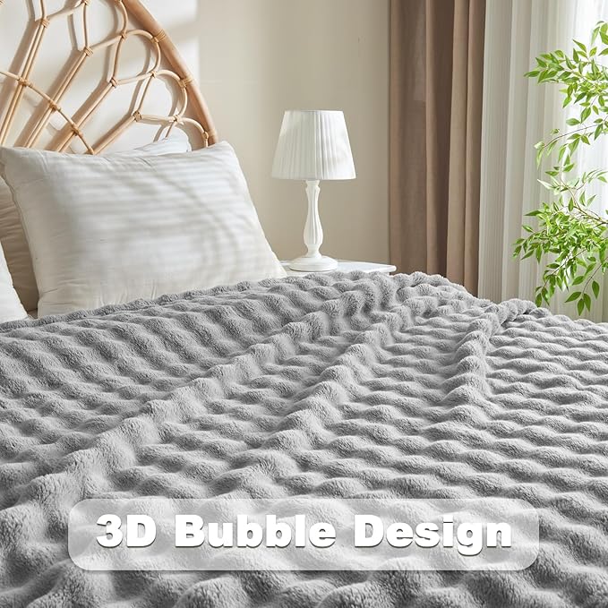 NEWCOSPLAY King Blanket for Couch Grey Super Soft Flannel Fleece 3D Bubble Lightweight Bed Blanket All Season Use (Grey, King(90"x110"))
