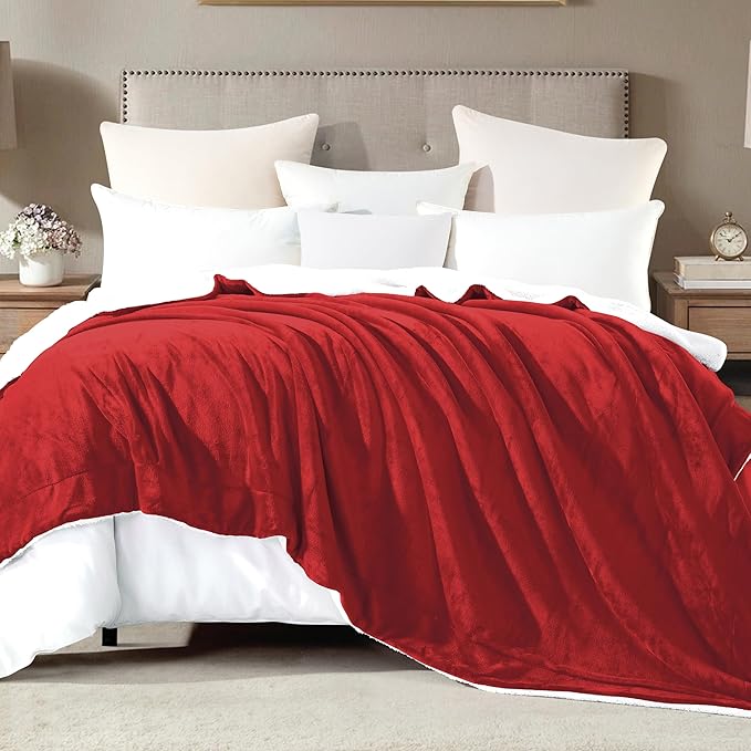Mocassi Premium Ultra-Soft Flannel Fleece Sherpa Throw Blanket - Warm Cozy Reversible Plush Micromink Blanket for Couch, Bed and Sofa - Fluffy, Christmas Winter Bedding Gift, Twin, Red