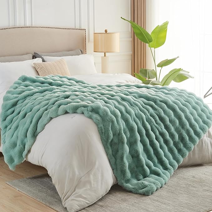 NEWCOSPLAY Faux Fur Twin Blanket Sage Green Luxury Fluffy Thick Warm Bubble Blanket for Couch Sofa Bed 1000GSM (New Sage Green Bubble Thick, Twin(60"x80"))