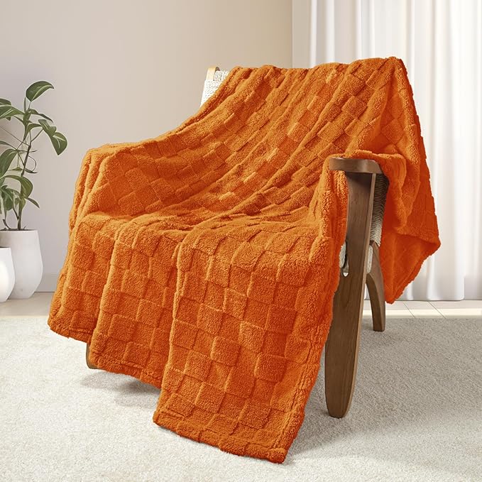 Exclusivo Mezcla Fleece Throw Blanket for Couch,Super Soft and Warm Lightweight Checkered Pattern Blanket for All Seasons, 50x60 Inches, Burnt Orange