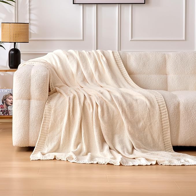 Amazon Basics Chunky Chenille Knit Microfiber Throw Blanket for Couch, Bed and Sofa, Soft and Warm Lightweight Jersey, 50"×60", White