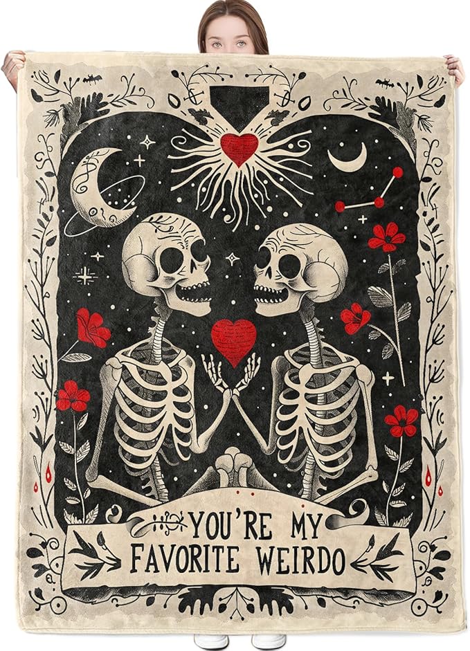 Gothic Skull Blanket Romantic Skeleton Couple Holding Heart Throw Blankets Lightweight Flannel Throws for Camping Couch Chair Office Bed Goth Halloween Home Decor Gifts for Adults,80x60inch