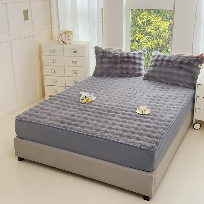 H&D Bedding King Sheet Set 3 Piece Bed Sheets for King Size Bed, Luxury Soft and Breathable Faux Fur, Includes 1 Comfy Bubble Sheet, and 2 Pillowcases