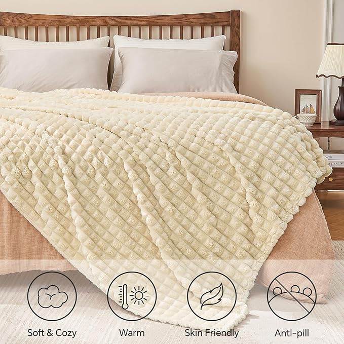BEDELITE Beige Throw Blanket for Couch and Bed- Super Soft and Warm 3D Checkered Fluffy Fuzzy Fleece Blanket, Luxurious Plush Cozy Blanket for Room Decor Spring, 50x60 inches