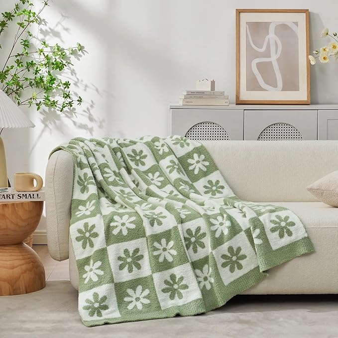 Snuggle Sac Checkered Blanket, Sage Green Flower Throw Blanket for Couch Plaid Microfiber Fluffy Warm Cozy Fuzzy Soft Throw Blanket Reversible Checkerered Blankets for Sofa, Chair, Bed, 60x80 inches