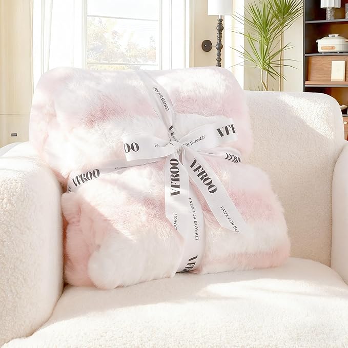 Plush Faux Rabbit Fur Throw Blanket – 850GSM Thick & Warm, Ultra Soft Fluffy Blanket for Couch, Bed, Sofa, Ideal Gift for Women, 50" × 60", Light Pink