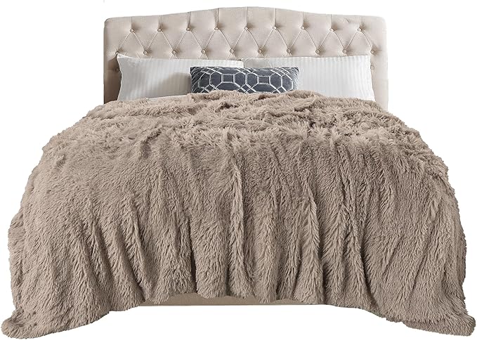 TOONOW Extra Soft Fuzzy Faux Fur Blanket Twin Size 70"x78", Reversible Lightweight Plush Fuzzy Cozy Soft Blankets and Throws for Couch Sofa Bed, Decorative Fluffy Plush Comfy Blanket, Khaki