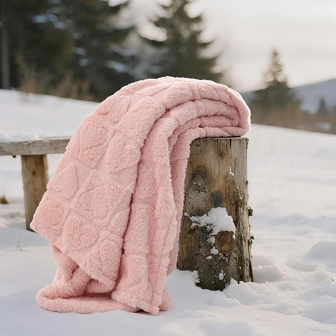 Joiedomi Throw Blanket for Couch, Soft Pink Fleece Blankets Gifts for Women Mom Girls, 280GSM Cozy Cute Soft Throw Home Room Decor Aesthetic Gifts 50x60 Inches