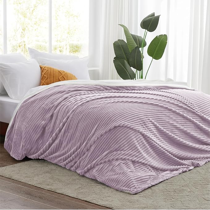 Sherpa Blankets Queen Size - Fleece Queen Blanket for Bed, Soft and Warm Throw Blanket for Winter, 90" x 90", Lavender