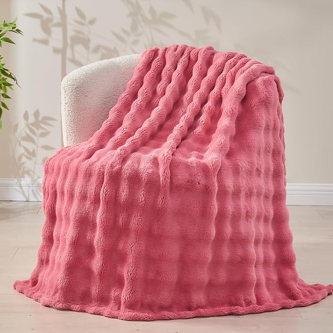 NEWCOSPLAY Twin Blanket for Couch Coral Pink Super Soft Flannel Fleece 3D Bubble Lightweight Bed Blanket All Season Use (Coral Pink, Twin(60"x80"))