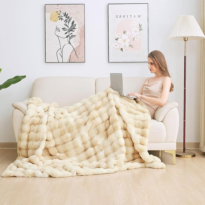 Light Tie-dye Yellow Faux Fur Rabbit Thick Throw Blanket for Couch Living Room 50x60 Fluffy Bed Furry Comforter Soft Blanket Best Housewarming Home Gifts 860 GSM