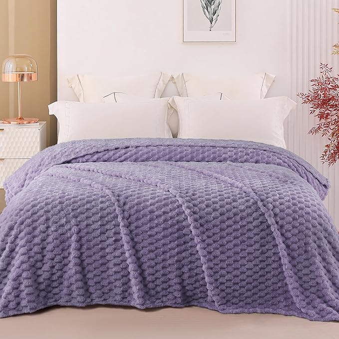 Exclusivo Mezcla Fleece King Blanket for Bed, Extra Large Fuzzy Grayish Purple Bed Blankets, Soft Cozy Plush Sofa Throws for All Seasons, 90x104 Inches