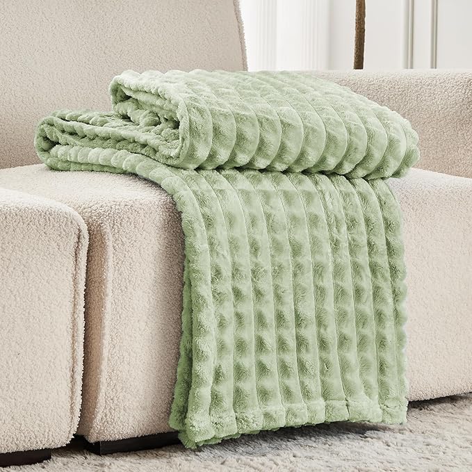 FY FIBER HOUSE Throw Blanket for Couch Soft Warm Fuzzy Twin Size Blankets for Sofa All Season Use, 60x80 Inches, Sage Green
