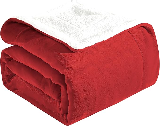 Elegant Comfort Ultra Soft Reversible Flannel Sherpa Blanket - Cozy Silky Fleece Throw for Couch, Bed - Plush Fuzzy Warm Winter Blanket for Gift, Twin, Red