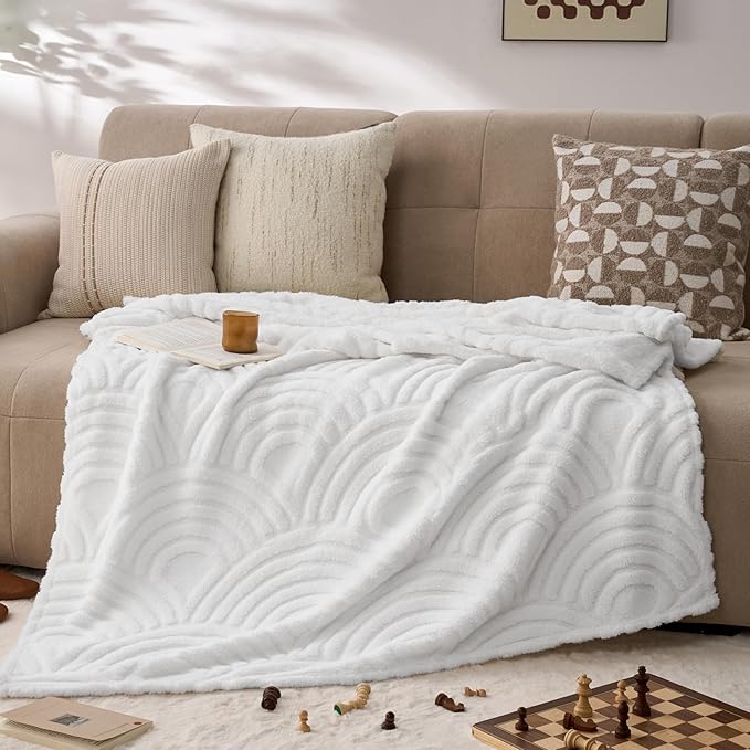 Joiedomi Queen Size Blanket for Bed, Soft White Fleece Blankets Gifts for Women Mom Girls, 280GSM Cozy Cute Soft Throw Home Room Decor Aesthetic Gifts 90x90 Inches