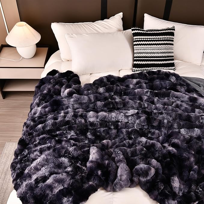 H&D Faux Fur Throw Blanket for Couch,Fluffy Cozy Soft Plush Luxury Thick Fuzzy Fleece Blanket for Couch Bed Sofa Bedroom Living Room,Comfy Bubble Blanket